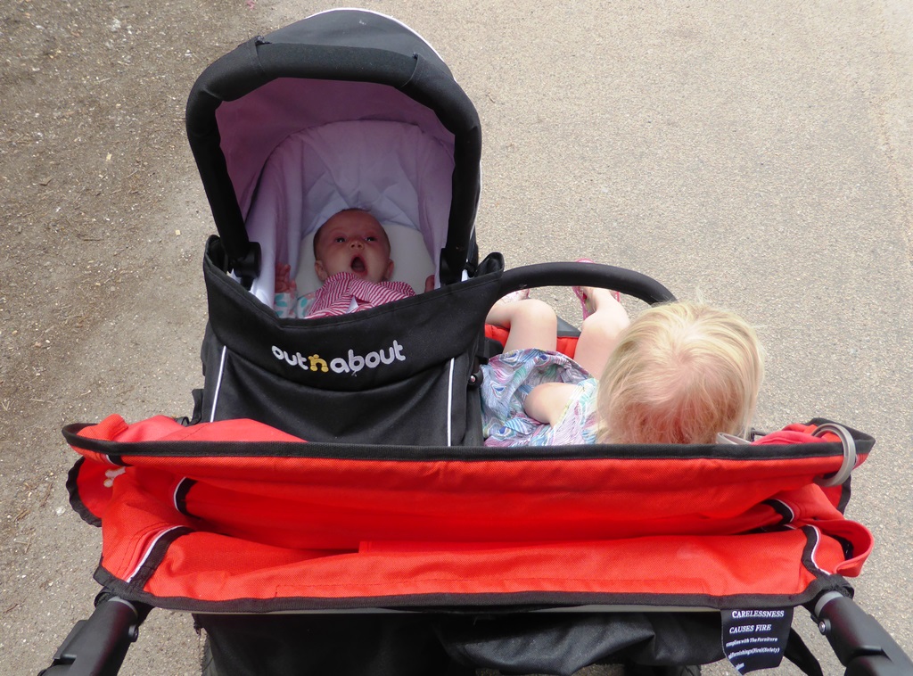 out and about double buggy v4