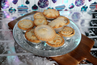 mince pies on plate