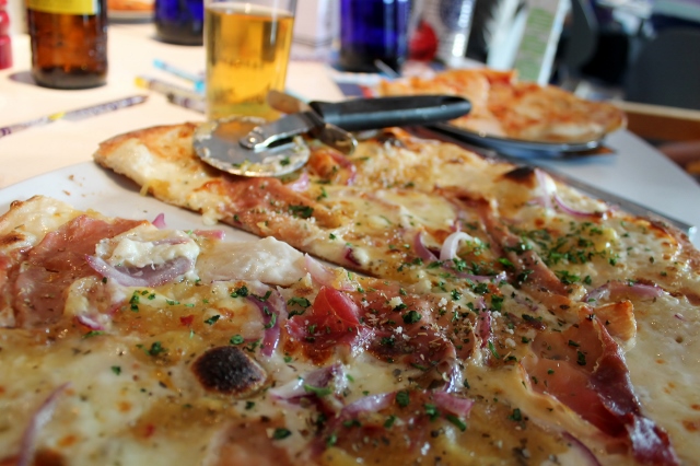 pizza express hawaiian (640x426)